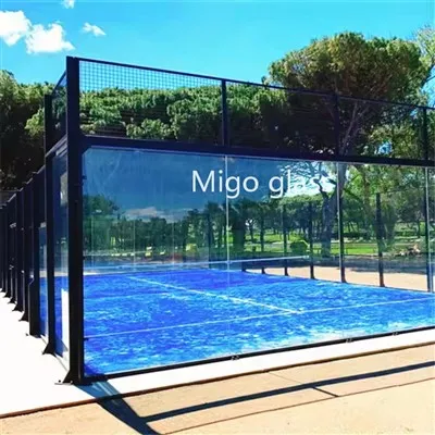 What Happens the Moment a Padel Ball Impacts the Glass?